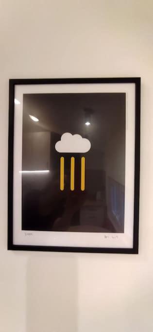 Cute Apartment Marla Art Close To Center พูลา ภายนอก รูปภาพ