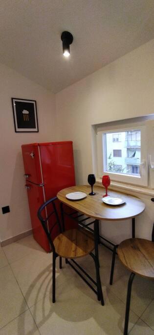 Cute Apartment Marla Art Close To Center พูลา ภายนอก รูปภาพ